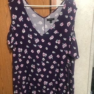 Lane Bryant 22/24 cold shoulder top Purple